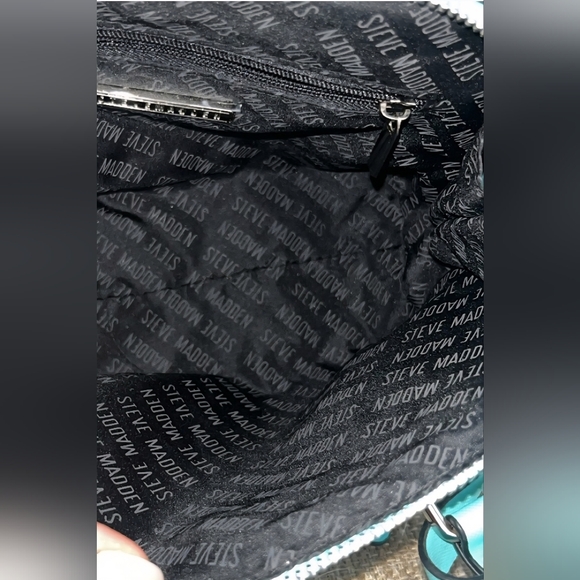 Steve Madden Turquoise Handbag/Crossbody - Picture 4 of 6